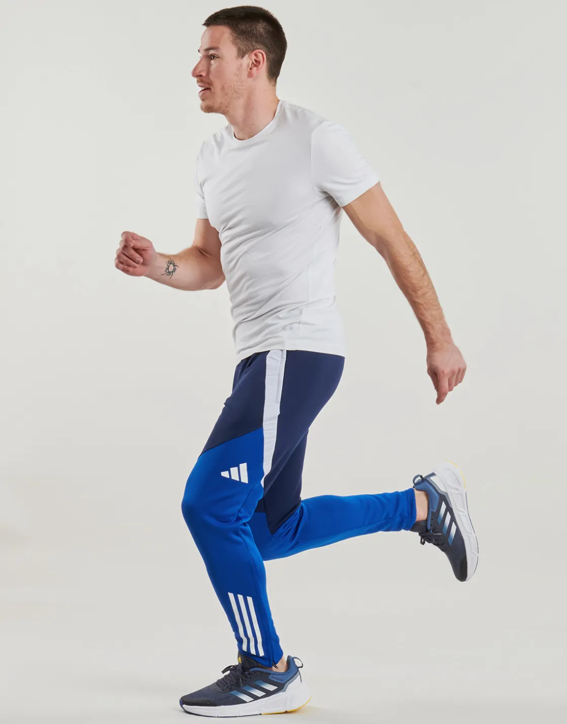 adidas Performance - IY0124< Joggings & Survêtements