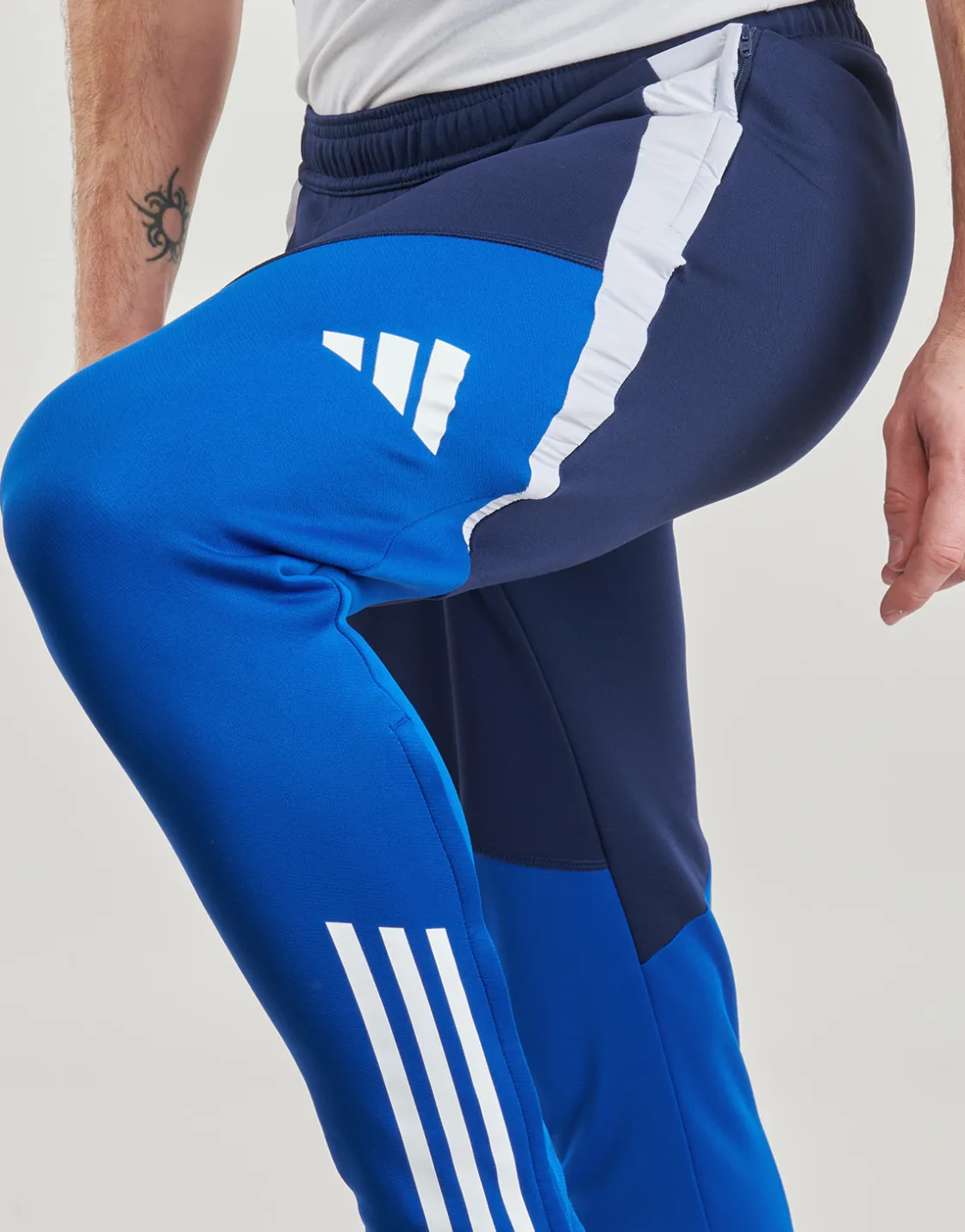 adidas Performance - IY0124< Joggings & Survêtements