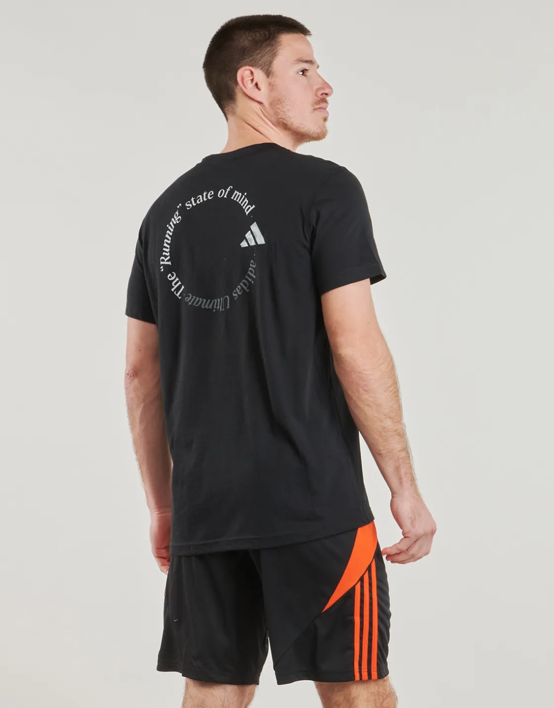 adidas Performance - JI9372< T-shirts & Polos