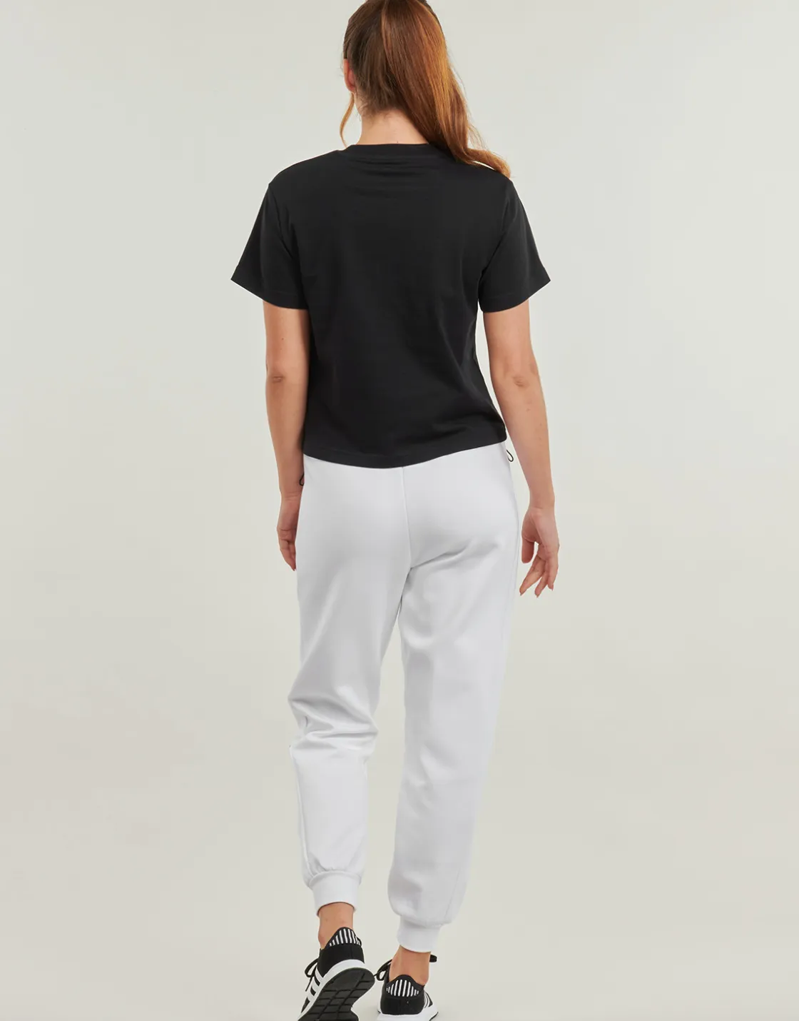 Adidas Sportswear - Essentials Small Logo T-Shirt Noir Discount