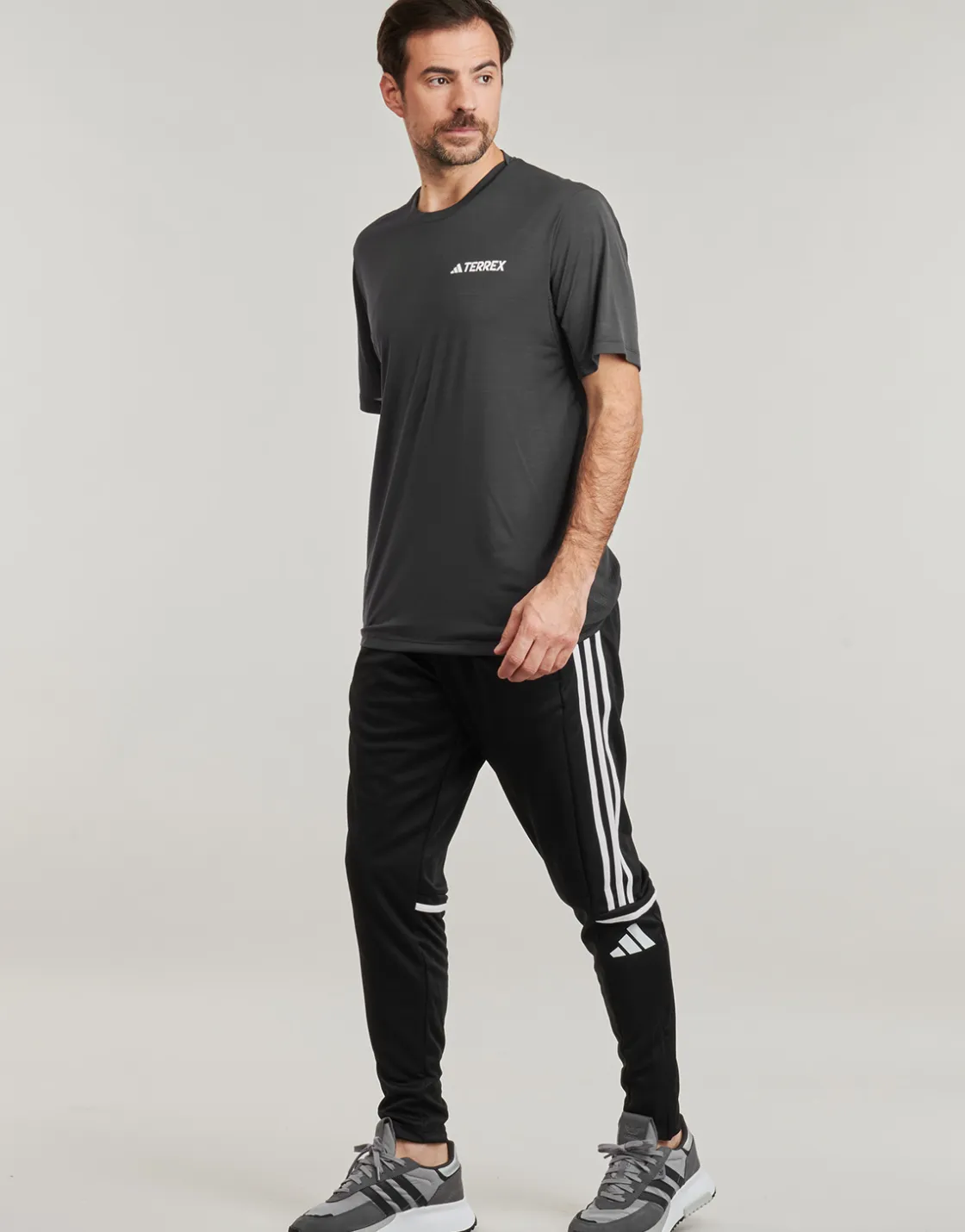 adidas TERREX - JL6340< T-shirts & Polos