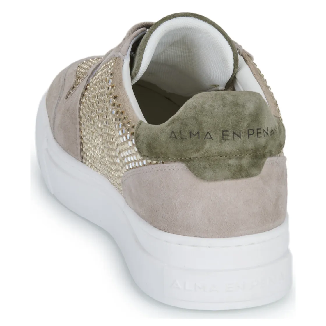 ALMA EN PENA - I241226< Baskets Mode