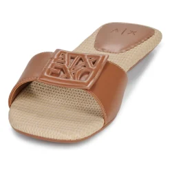 Armani Exchange - XDP055< Mules / Sabots