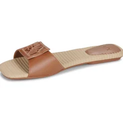 Armani Exchange - XDP055< Mules / Sabots