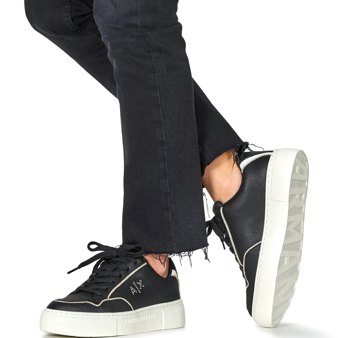 Armani Exchange - XDX160 Noir Discount