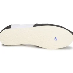 Art of Soule - 2.0< Slip Ons