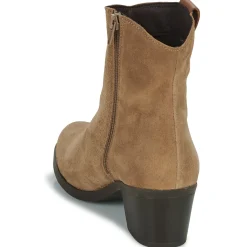 Betty London - BIOUTI Camel Hot