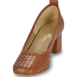 Betty London - BRIGITTE COGNAC Best