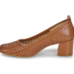 Betty London - BRIGITTE COGNAC Best
