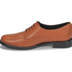 Betty London - CAXO Marron Outlet