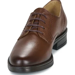 Betty London - CODE< Derbies & Richelieu