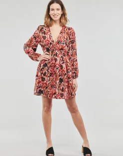 Betty London Robes^- CYLANE