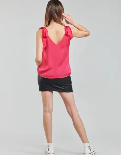 Betty London - DELVON Rose