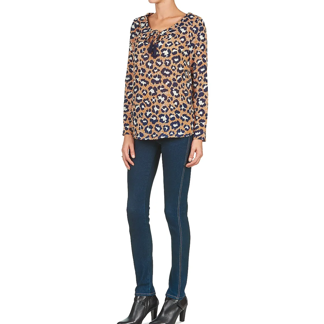 Betty London - DIDO< Tops / Blouses