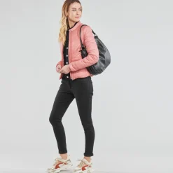 Betty London - ERITALA Noir Online