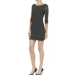 Betty London Robes^- FLIZINE