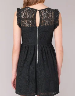Betty London Robes^- GLATOS