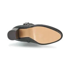 Betty London - GRAZI Noir Online