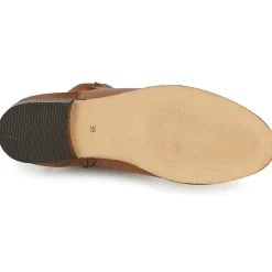Betty London - HELOI Camel Online