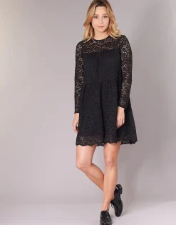 Betty London - IAOUDA< Robes