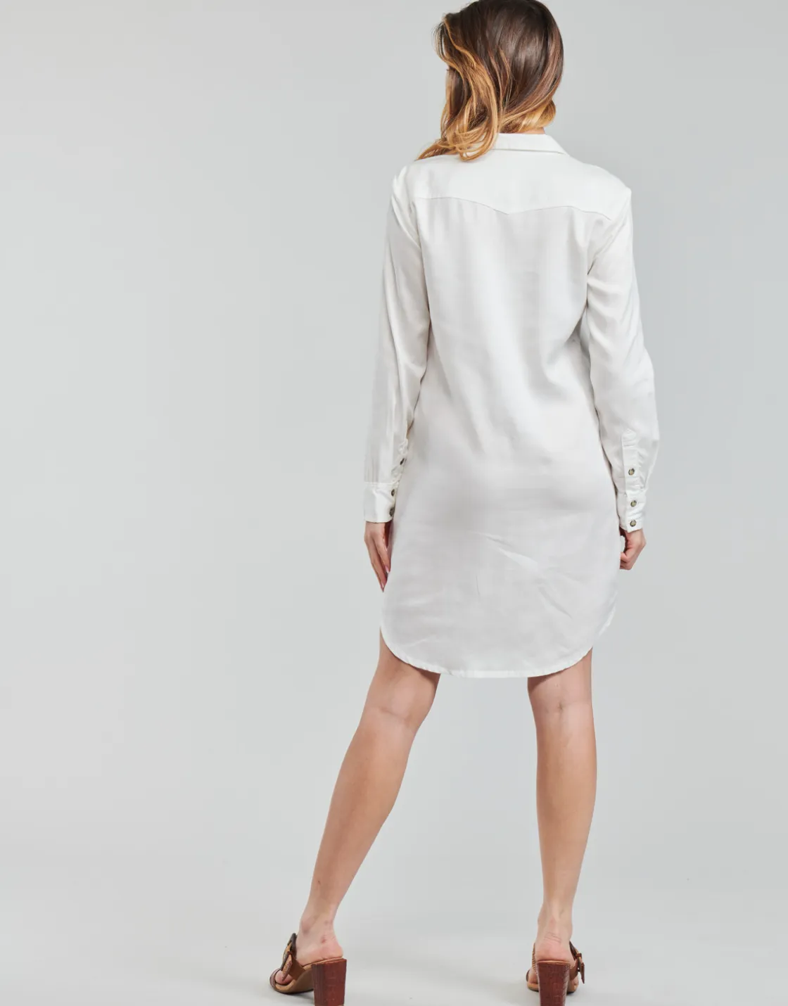 Betty London Robes^- IHEBELLA