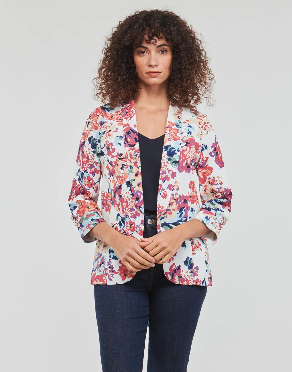 Betty London - IOUPA< Vestes