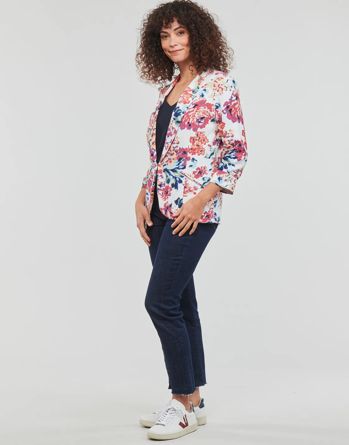 Betty London - IOUPA< Vestes
