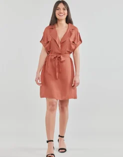 Betty London - JANA< Robes