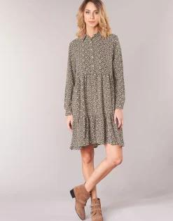 Betty London Robes^- JECREHOU