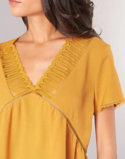 Betty London Tops / Blouses^- JOCKY