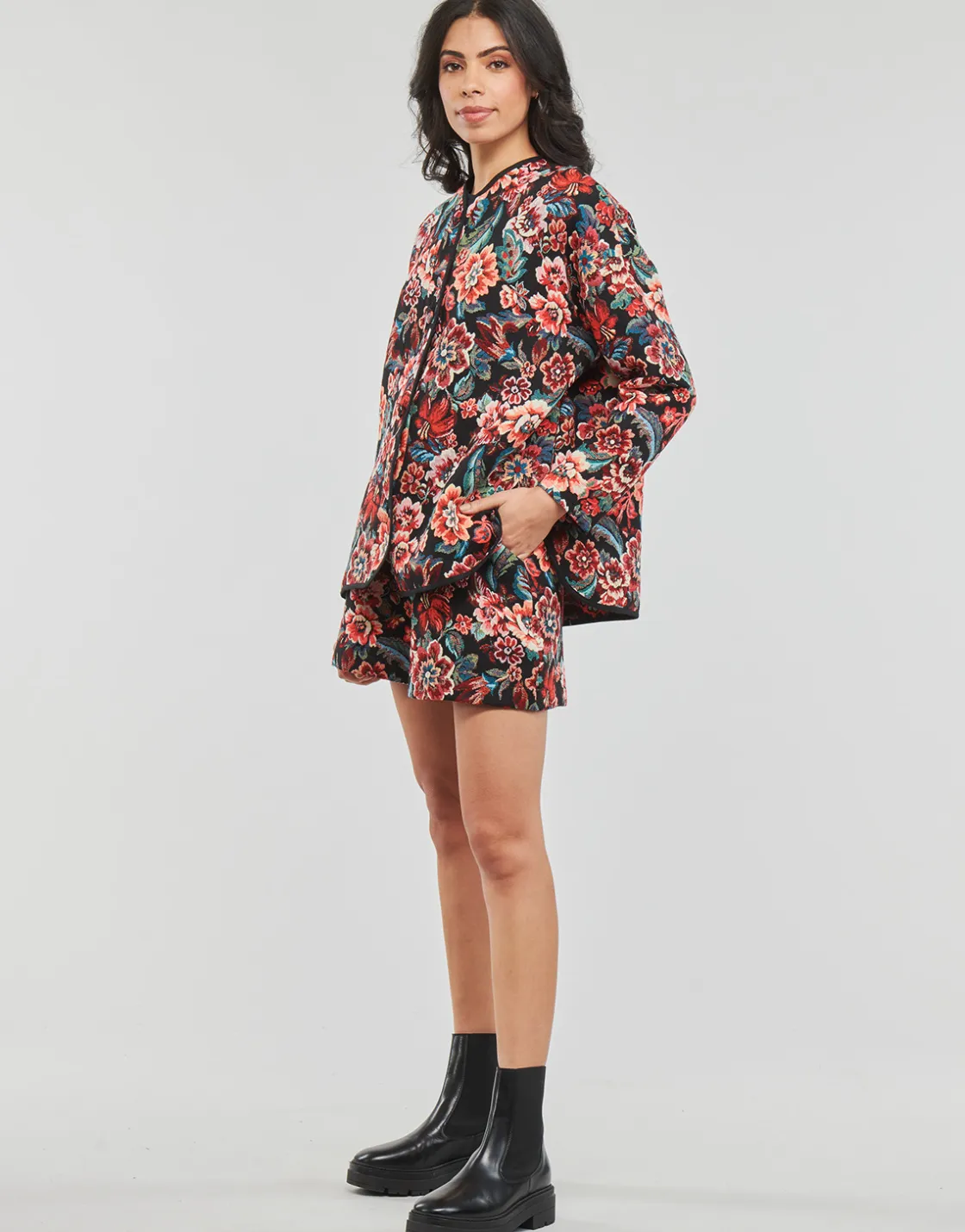 Betty London - KAREN< Vestes