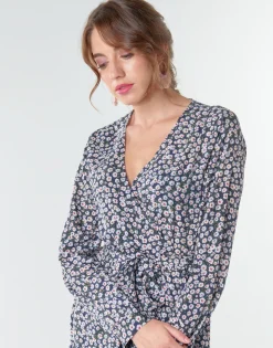 Betty London - LISONS< Robes