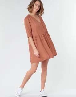 Betty London Robes^- MOUDENE