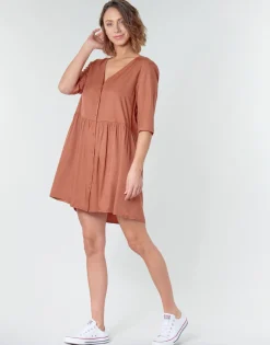Betty London Robes^- MOUDENE