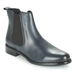 Betty London - NORA Marine Outlet