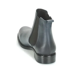 Betty London - NORA Marine Outlet