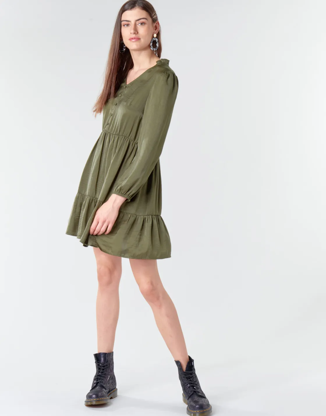 Betty London Robes^- NULIE