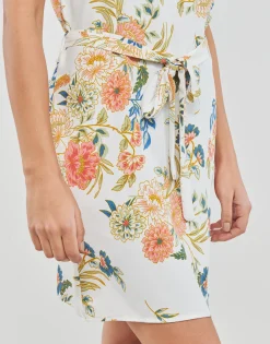 Betty London Robes^- OWAKA