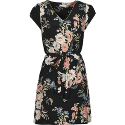 Betty London Robes^- OWAKA