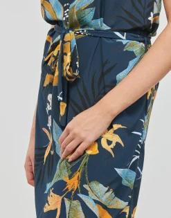 Betty London - OWAKA< Robes