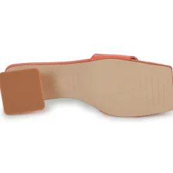 Betty London Mules / Sabots^- PAULINE