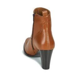 Betty London - PETRA Cognac Online