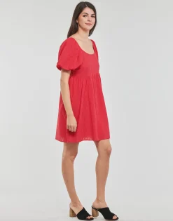 Betty London Robes^- WILONA