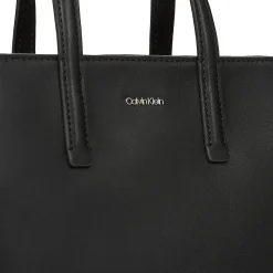 Calvin Klein Jeans - CK MUST SMALL TOTE< Besaces / Sacs Bandoulière
