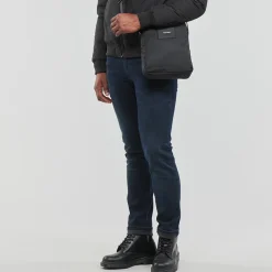 Calvin Klein Jeans - CK MUST T REPORTER Noir Outlet