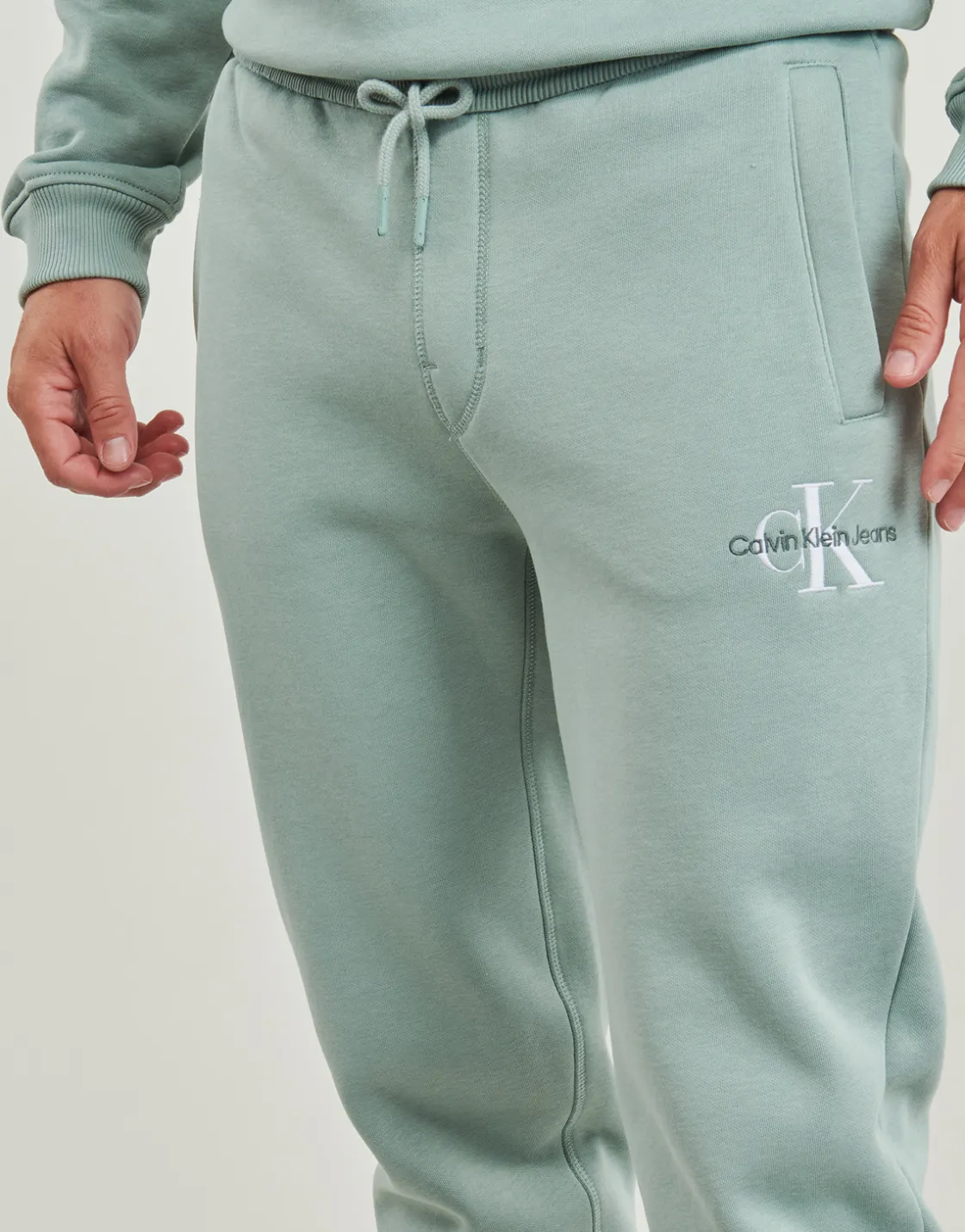 Calvin Klein Jeans Joggings & Survêtements^- ESSENTIALS DOWN JACKET