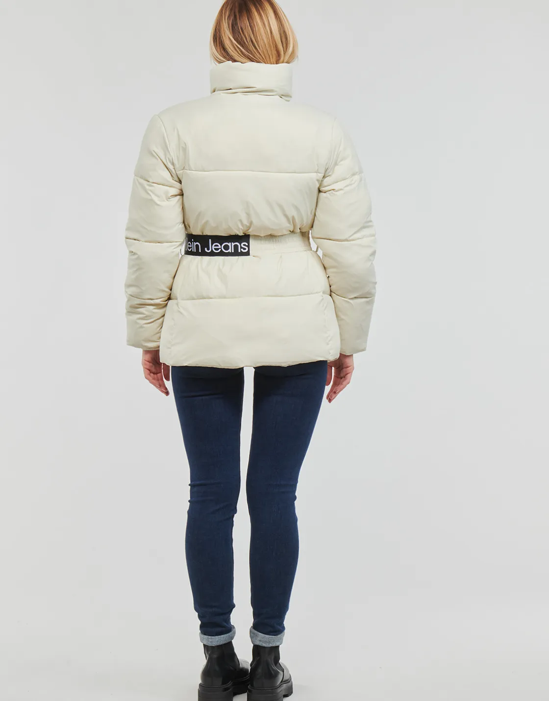 Calvin Klein Jeans - LOGO BELT WAISTED SHORT PUFFER< Manteaux