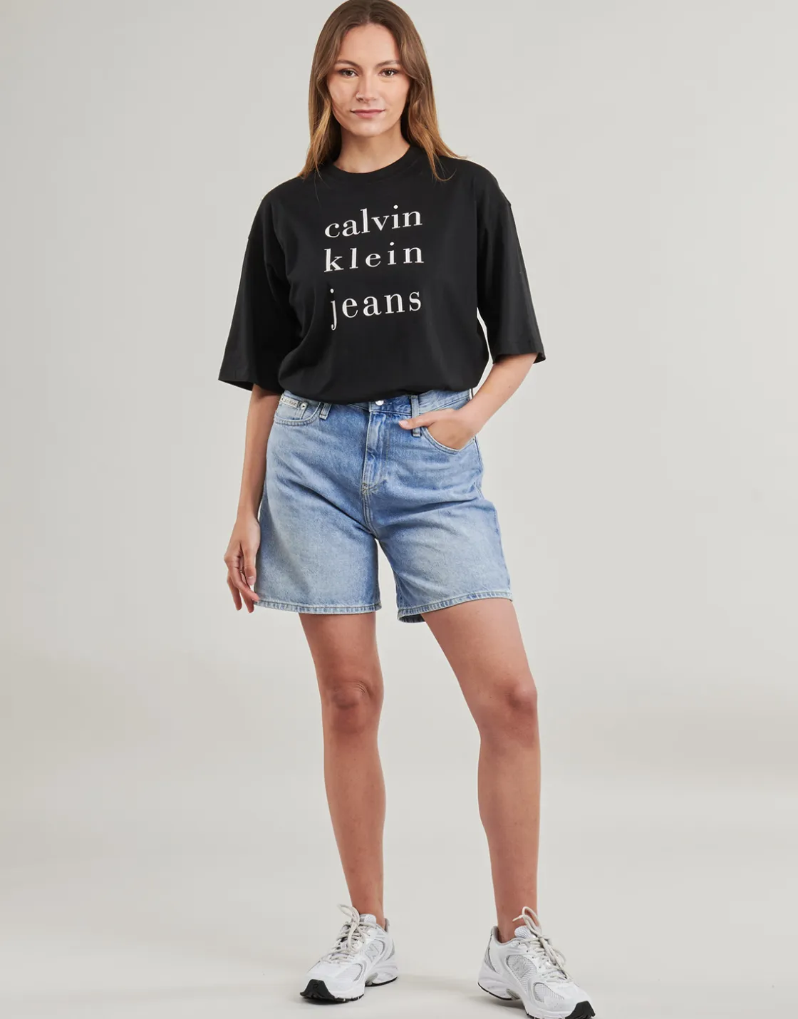 Calvin Klein Jeans Shorts & Bermudas^- MOM SHORT