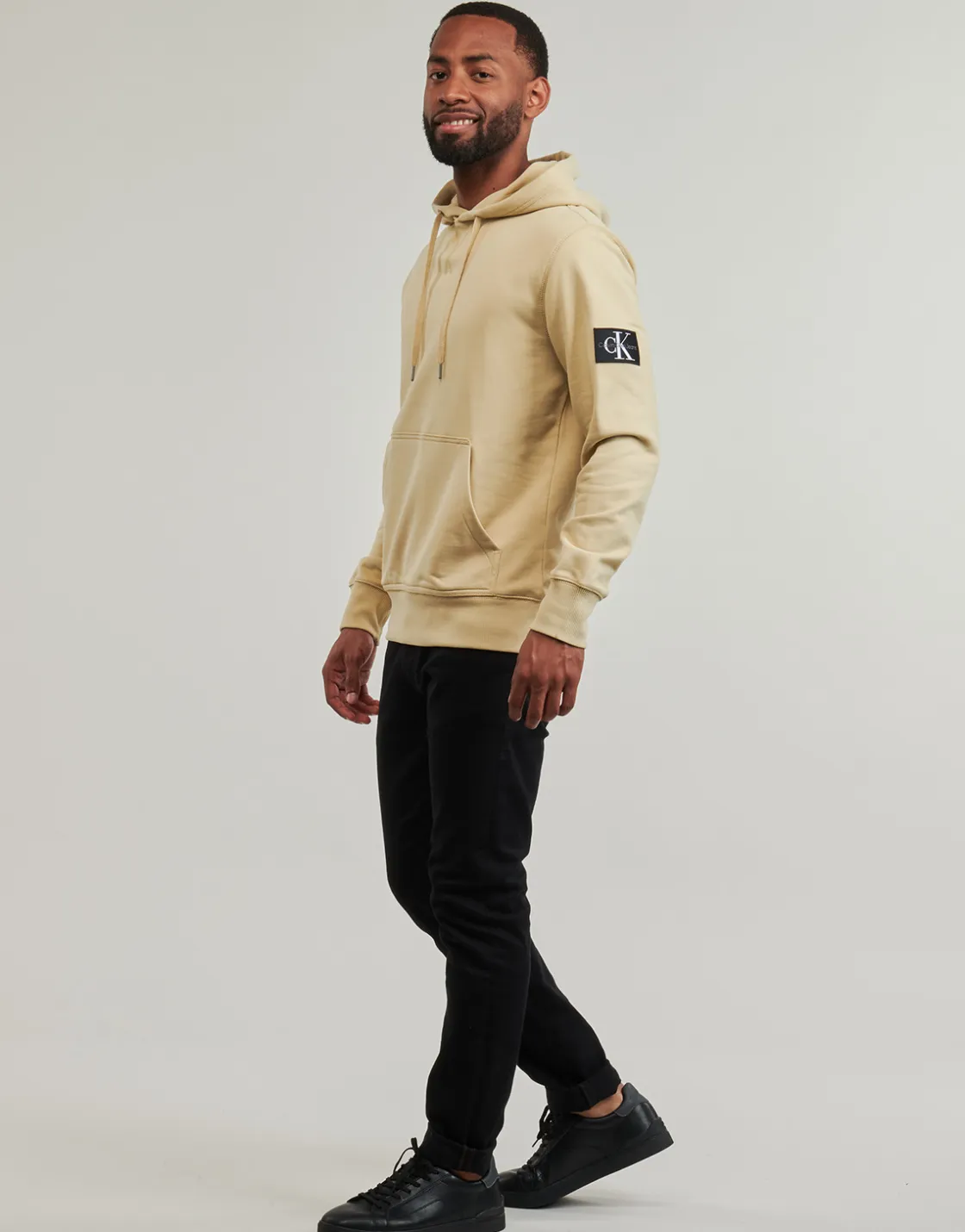 Calvin Klein Jeans - MONOLOGO BADGE< Sweats & Polaires