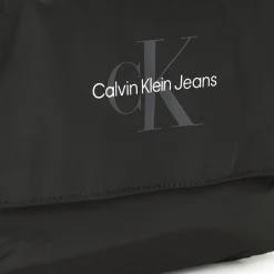 Calvin Klein Jeans - SPORT ESSENTIALS UT FLAP CB22< Sacs À Main